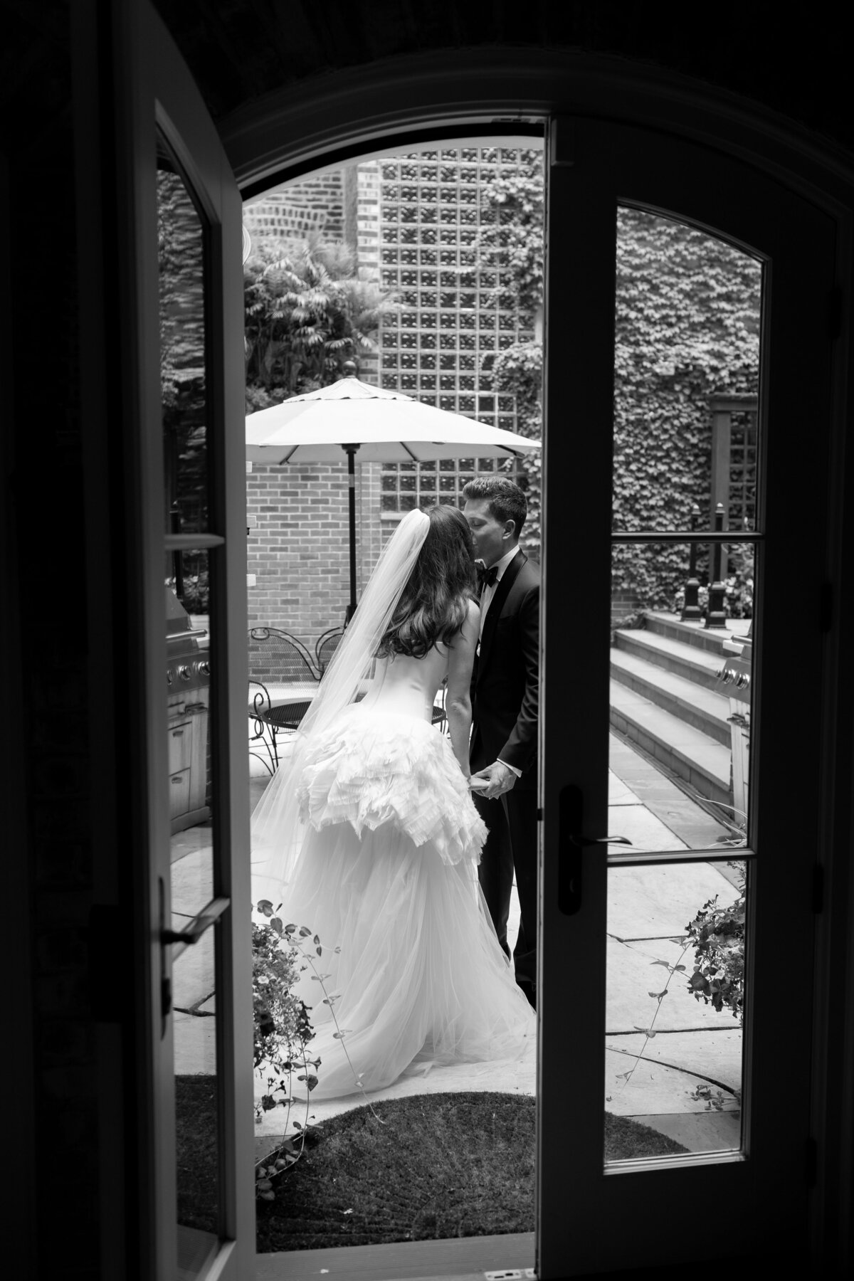 Allie & Mitchell Previews - Natalie Probst Photography0040