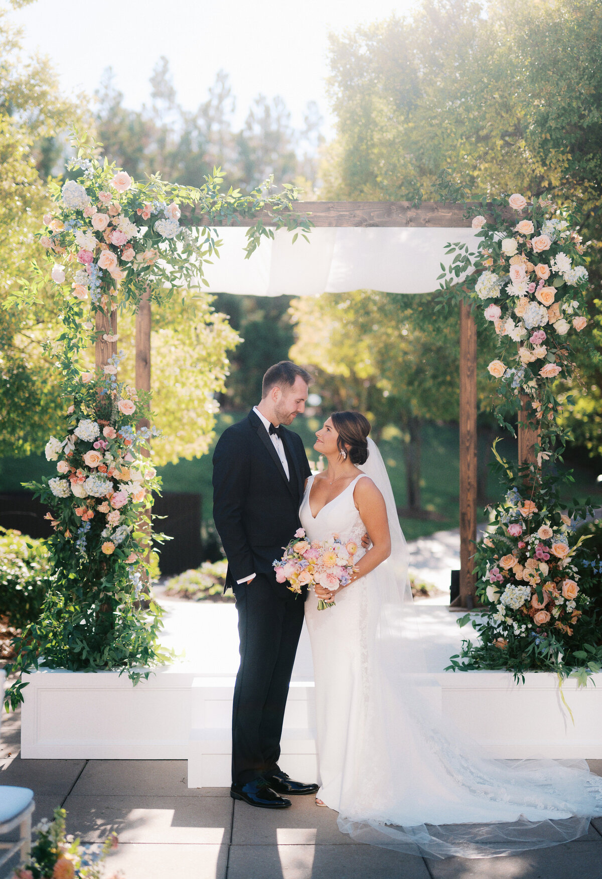 Renaissance Ross Bridge Resort Wedding Photographer-40