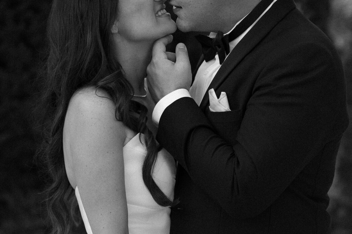 close up portrait of bride and groom at La Casa Toscana Wedding Venue Fort Myers Florida