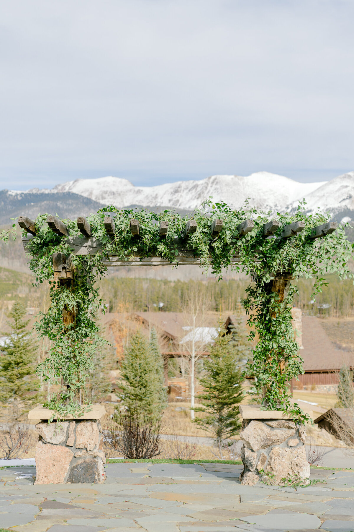 Devils-Thumb-Ranch-Wedding_MaryAnnCraddock_0049