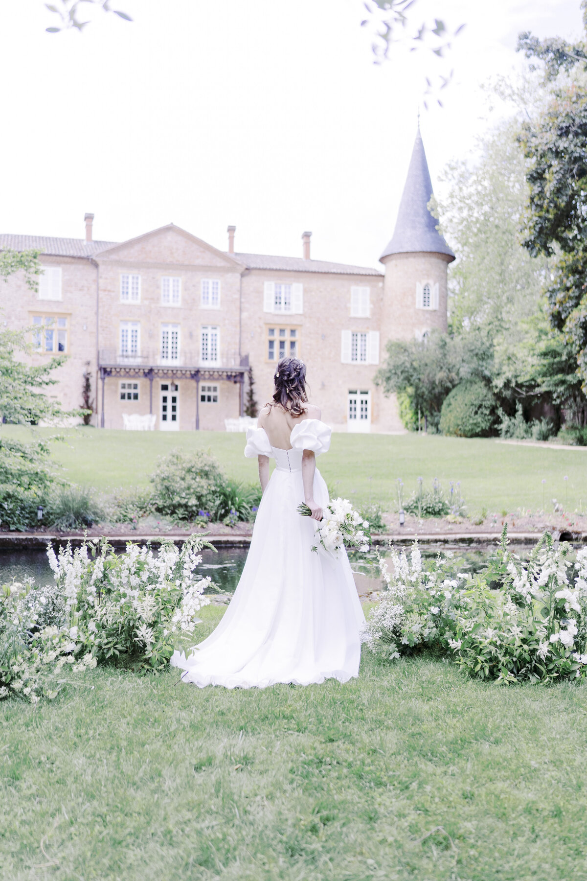 mariee-delicate-et-elegante-chateau-de-champ-renard