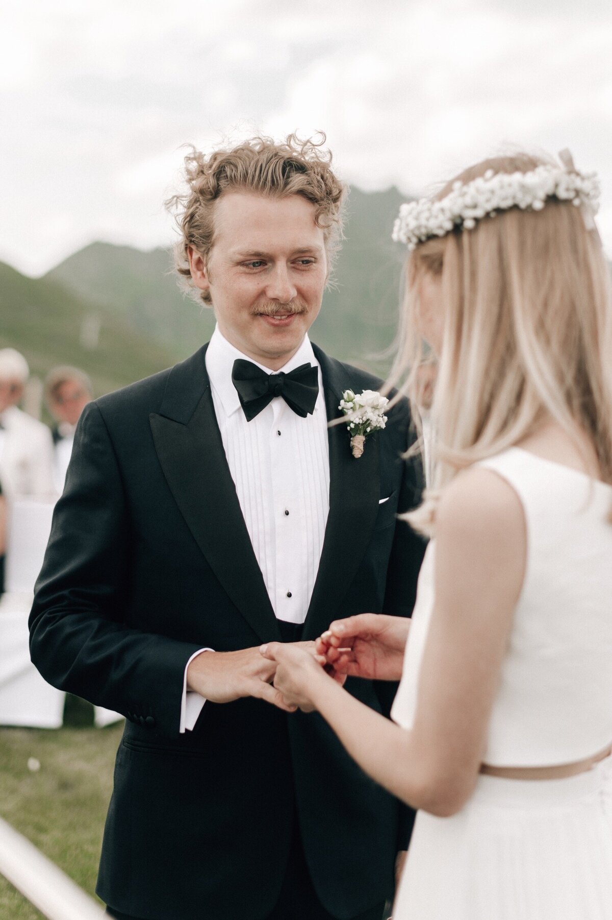 085_Austria_Luxury_Wedding_Photographer (85 von 216)_Flora and Grace is a luxury wedding photographer for stylish and elegant weddings.