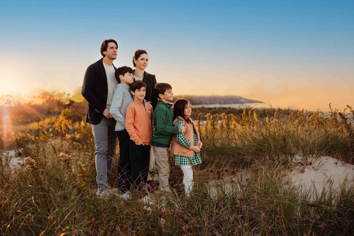 family looking at water long island family photographer