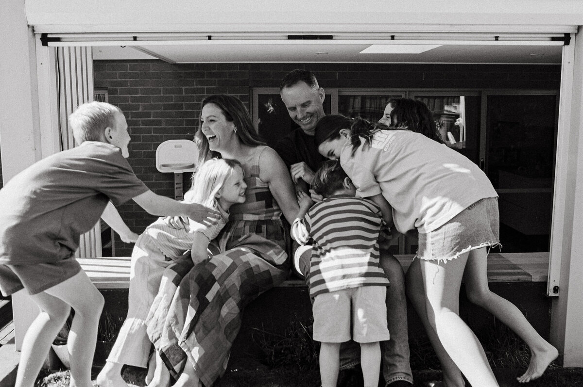 torquay-family-photographer-in-home-session-on-35mm-film-bobby-dazzler-photography-30