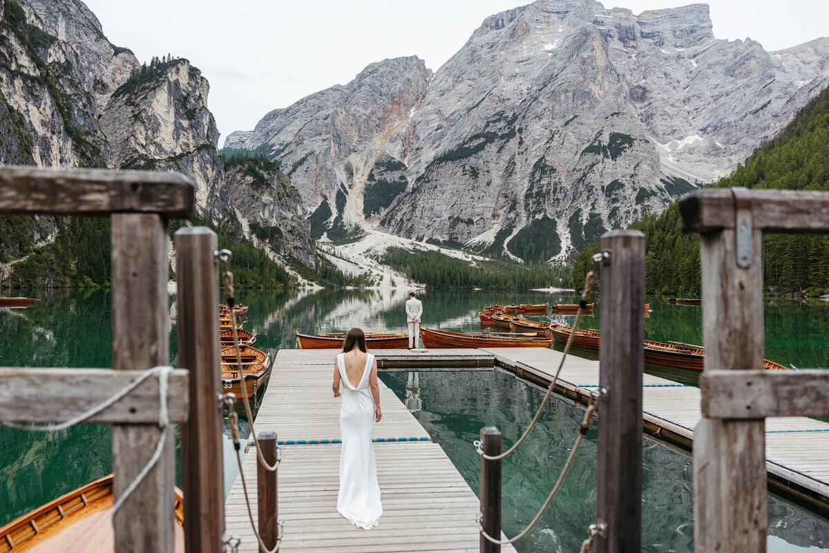 bride and groom romantic dolomites lake Braies elopement