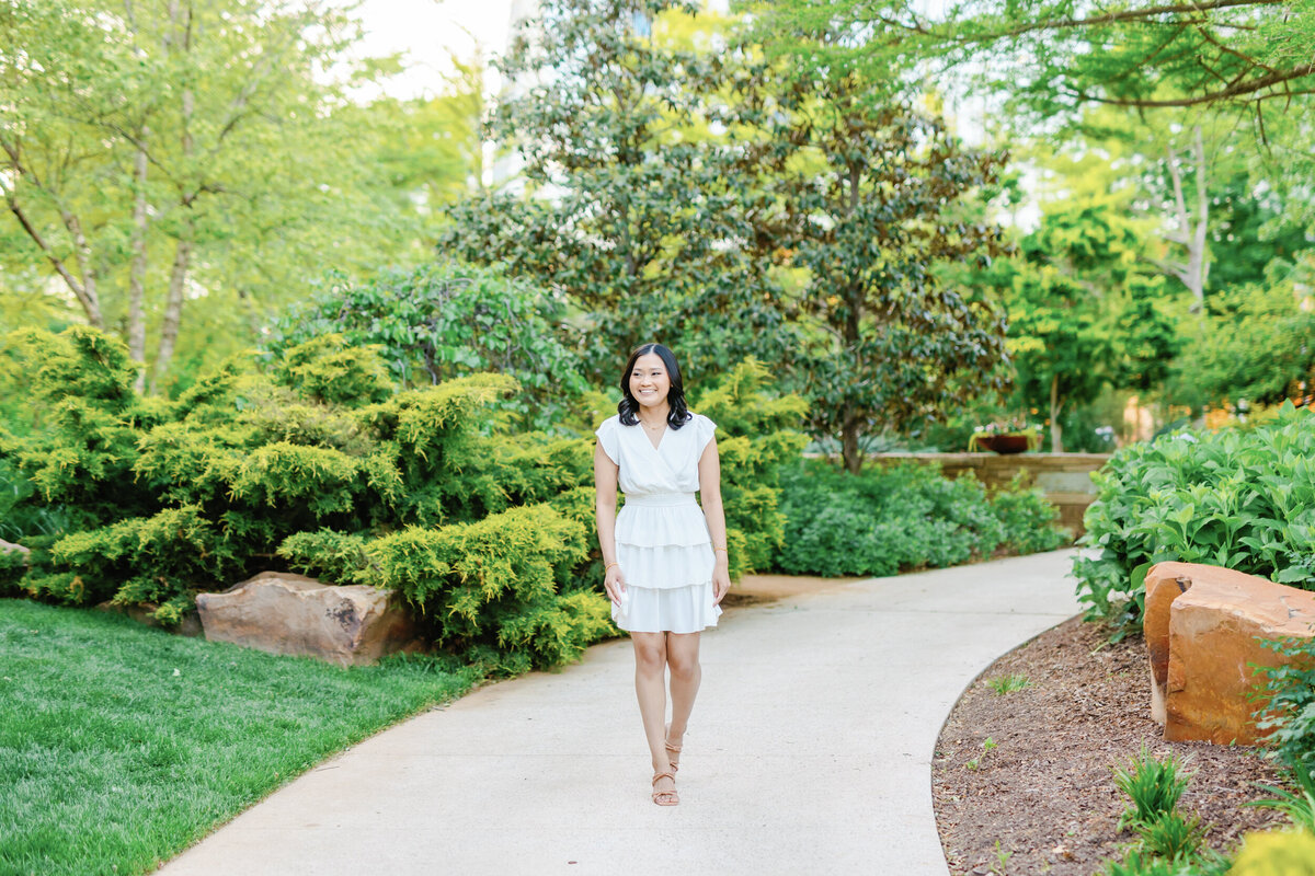 OU Senior photoshoot - Myriad Gardens OKC - Amanda Hitchen Photography-20