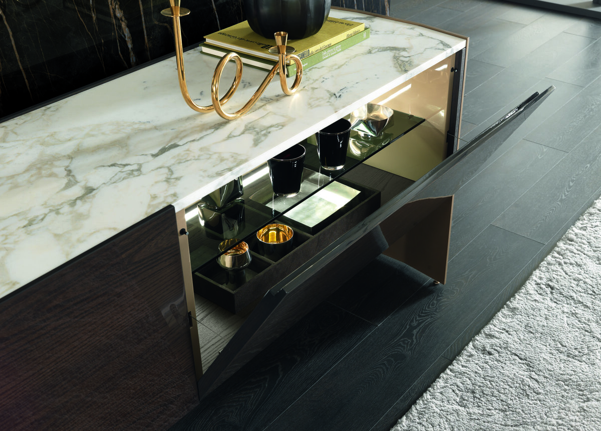 milvian_sideboard_7_HR
