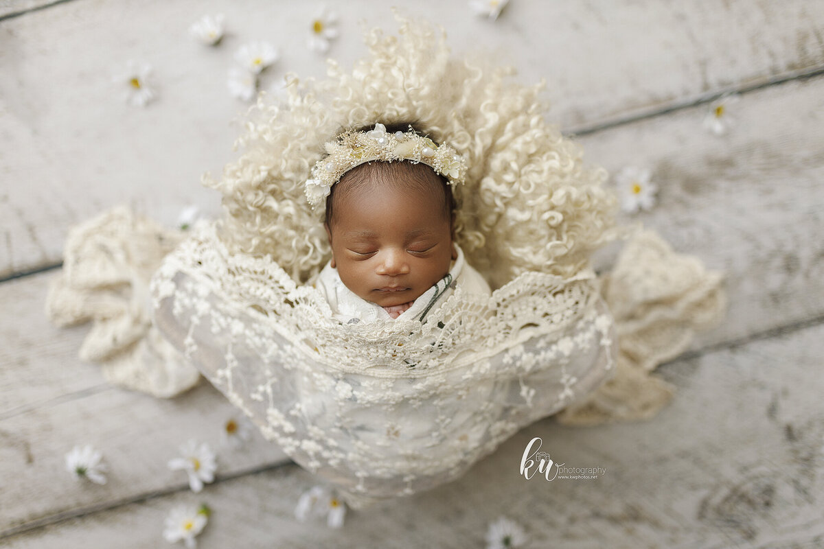 McDonough newborn photographer, Atlanta Newborn Photographer, Fayetteville newborn Photographer, Peachtree city newborn photographer, Hampton ga newborn photographer, marietta ga newborn photographer