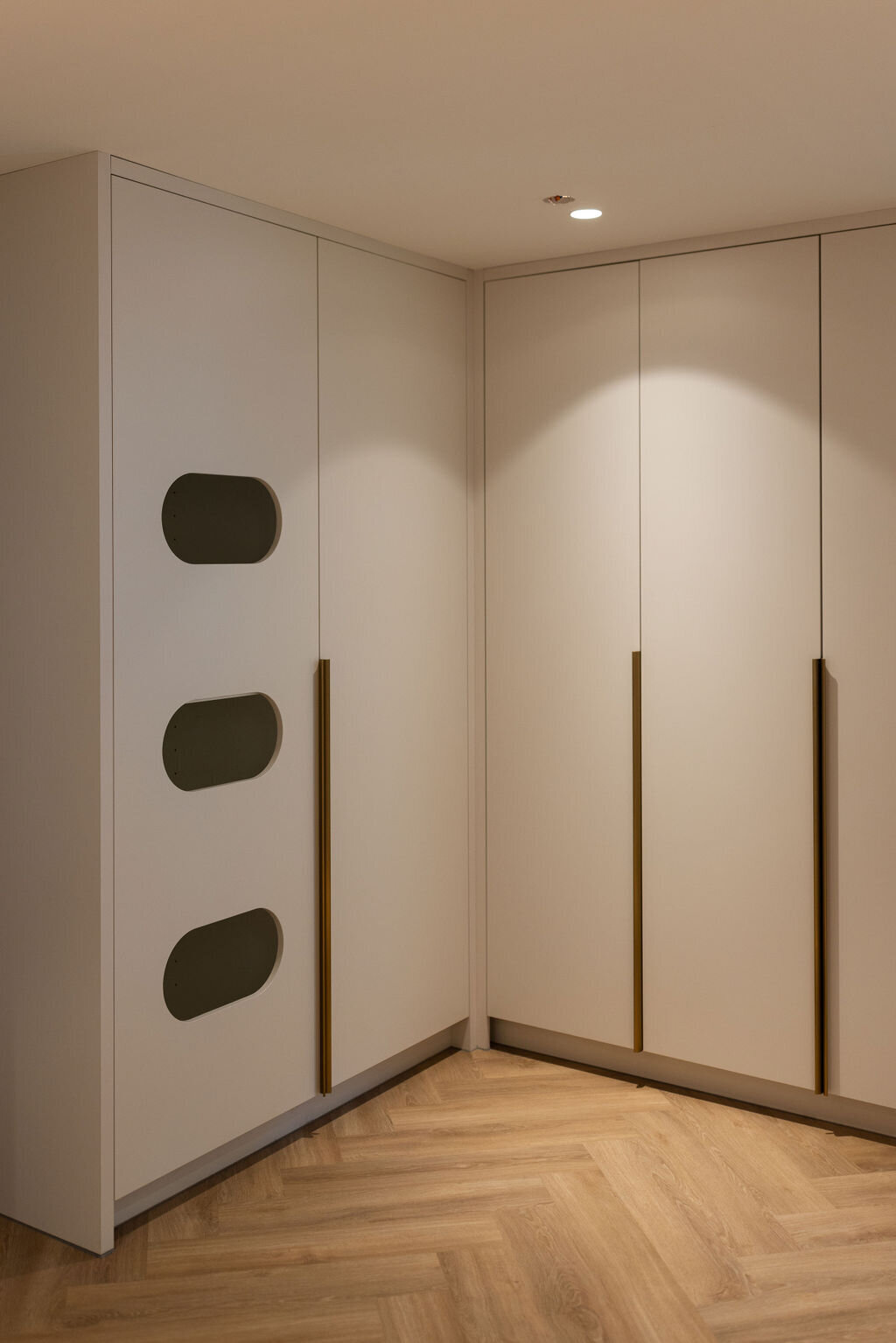 20240711-PUURINTERIEURBOUW-THEPLACETOBIBI-3M5A2180-HR