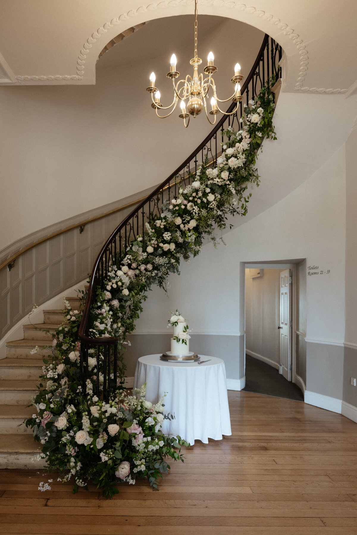 GraceDovePhotography_Michelle&Ben_WeddingPrep-172