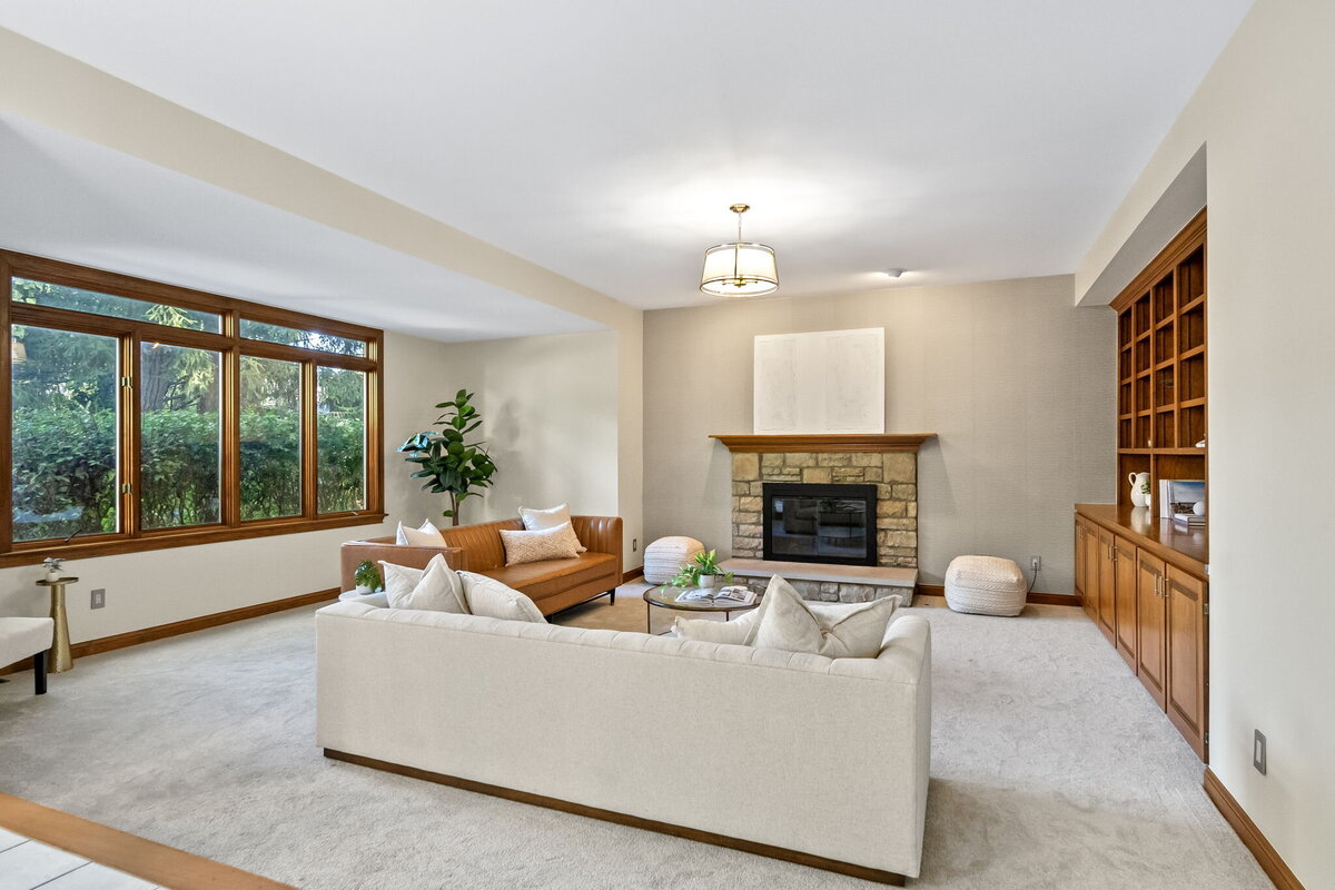 27-web-or-mls-A7407385