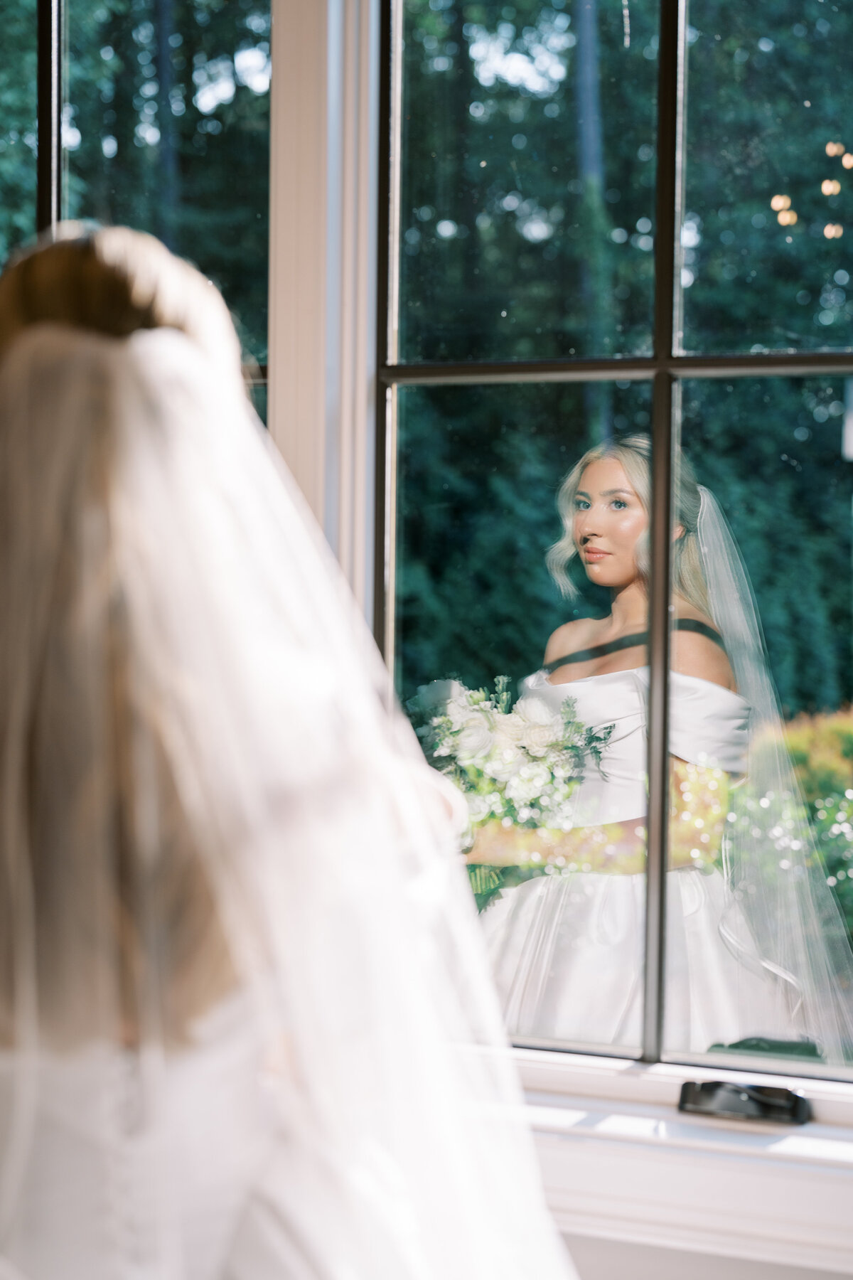 Giullianna | Bridal Portrait Session with Tanika Jane Photography at The Bradford-97