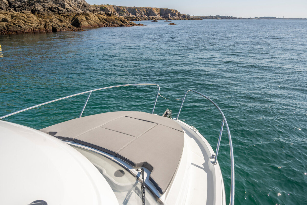 beneteau-antares-8-exterior-8