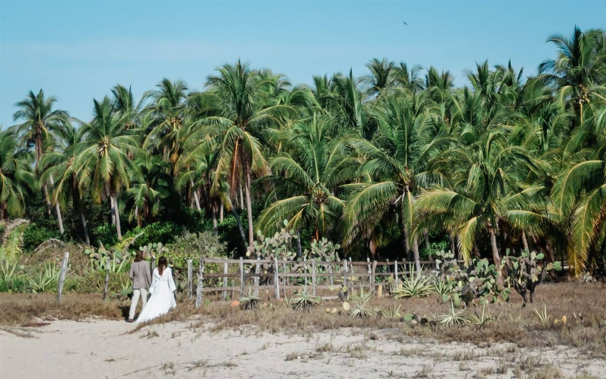 Terrestre-Oaxaca-Mexico-Luxury-Elopement-Luxury-Beach-Elopement-Photographer-Soul-and-Sky-Weddings-2