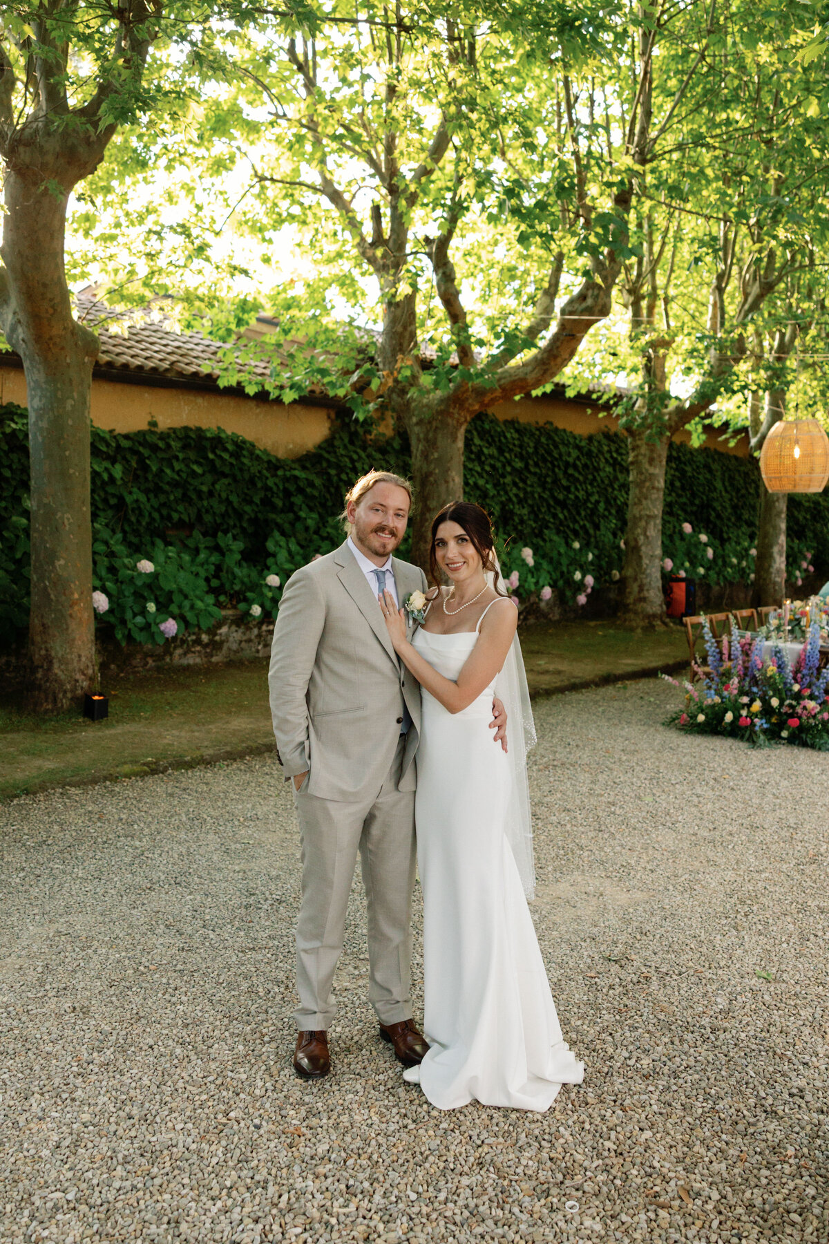 Stylish bridal portrait with an editorial feel at Villa La Selva