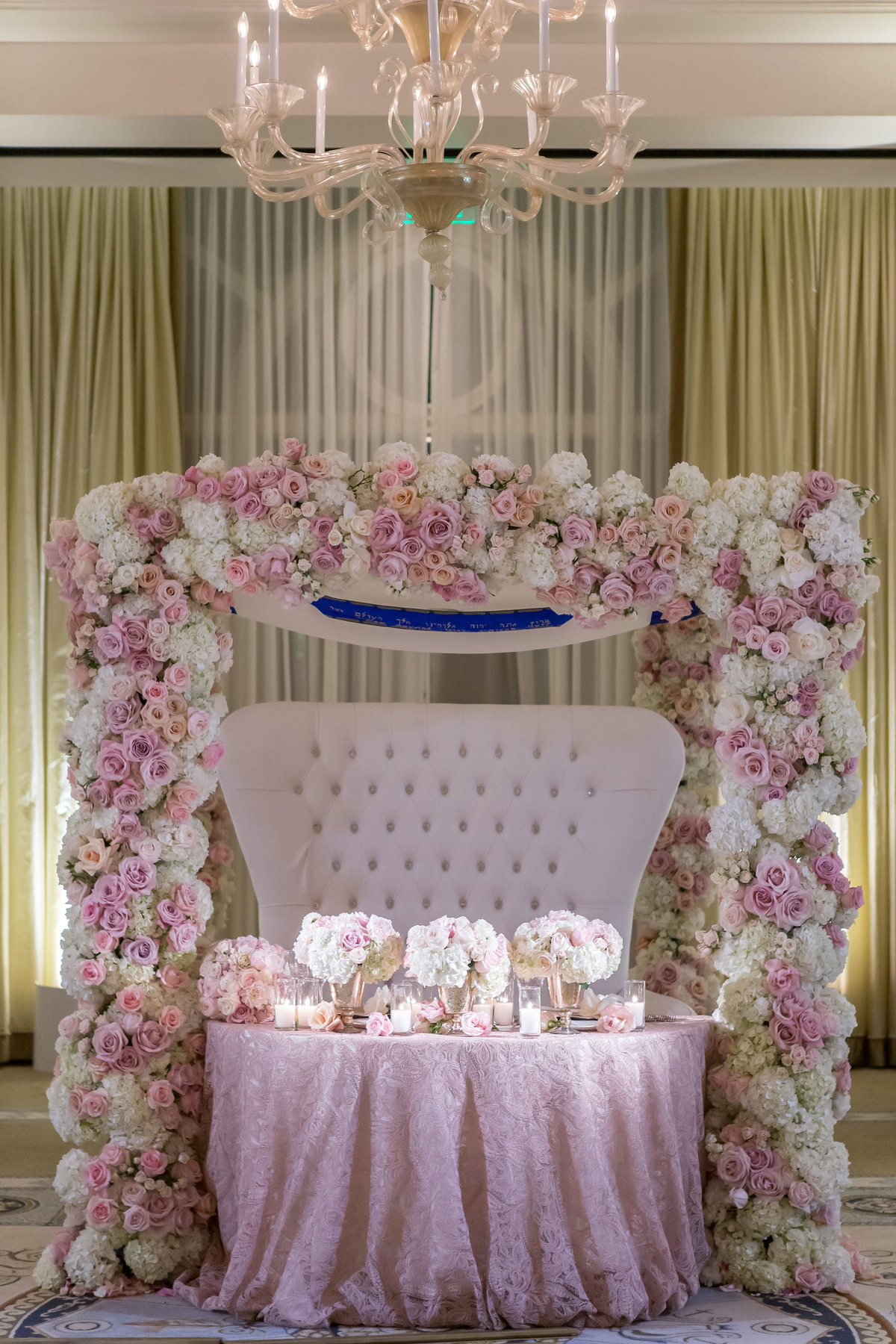 Pink Sweetheart Table