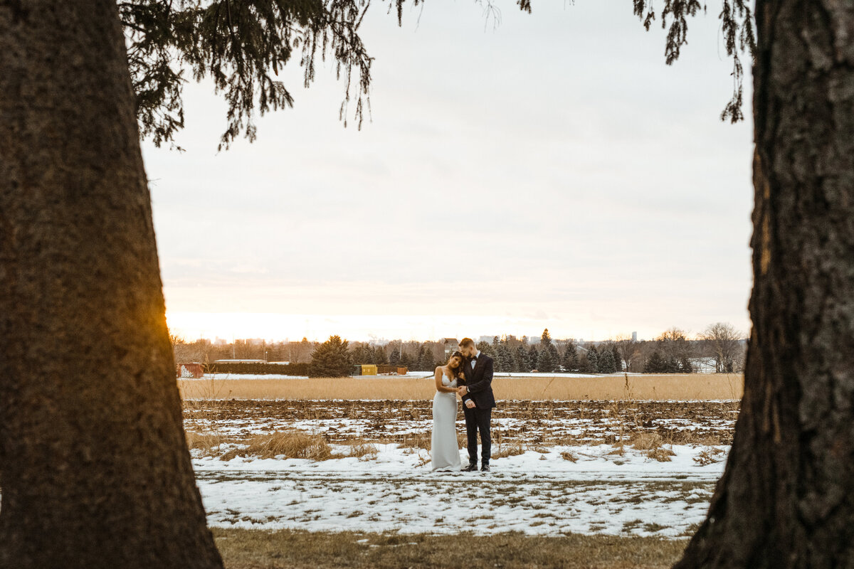 D-markham-home-covid-pandemic-diy-love-is-not-cancelled-wedding-photography-couples-session-48