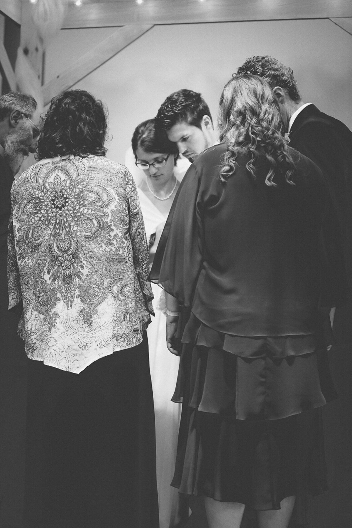 wedding ceremony | Iowa wedding photographer | Iowa Photographer | Playlife | Cedar Rapids | Iowa City | Kalona | Alaynna Ann Schwartz-103