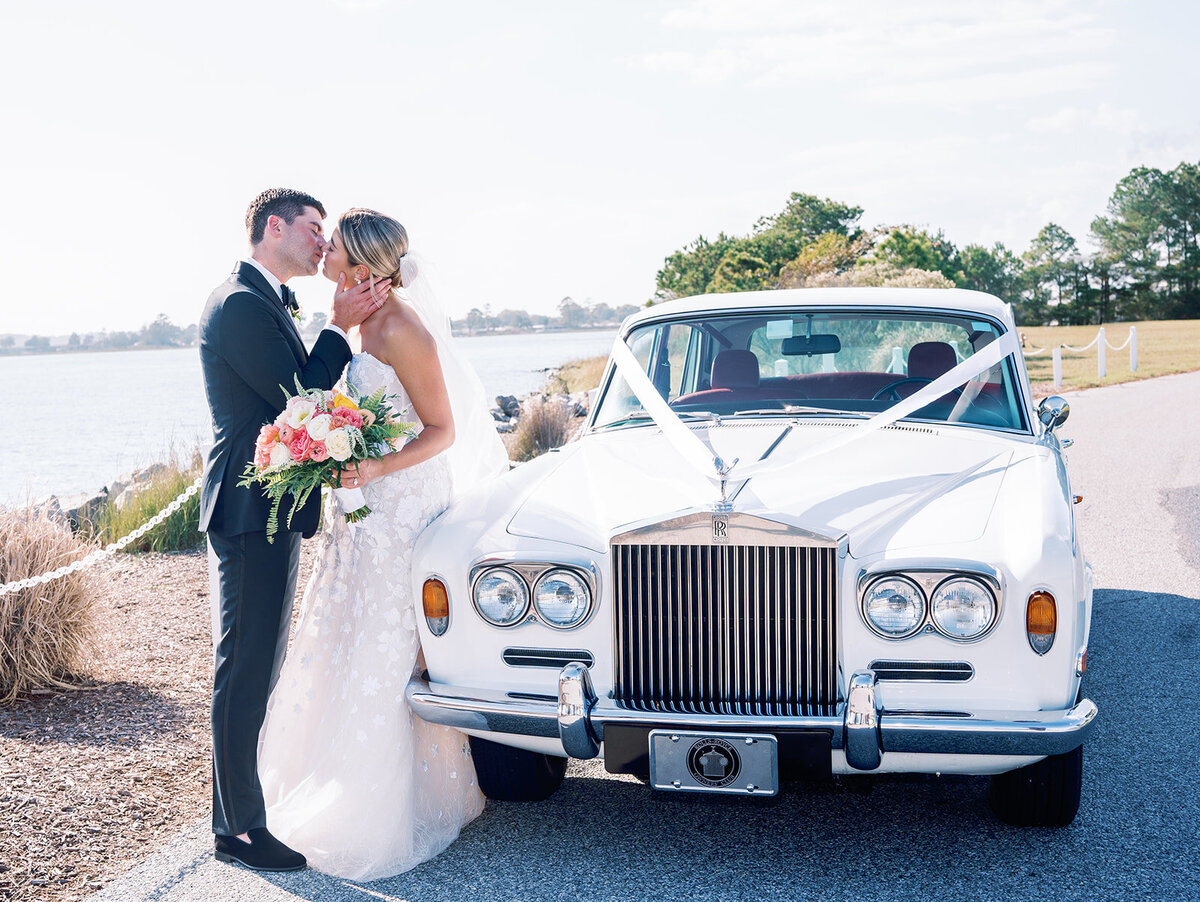 K+B-Rehoboth Beach Country Club-Delaware-Wedding-Couple-Manda Weaver-Photo-31_websize