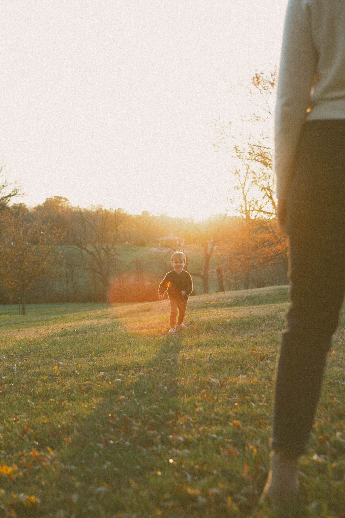 Autumn Family Session at Stephens Lake Park231110-33