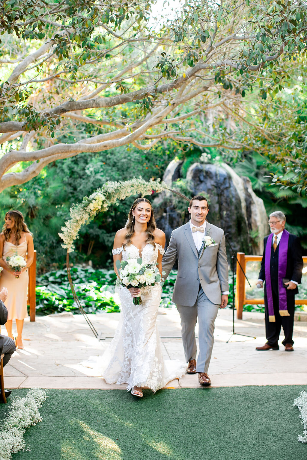 ceremony-botanica-oceanside-california-wedding-photographer-sarah-block-3