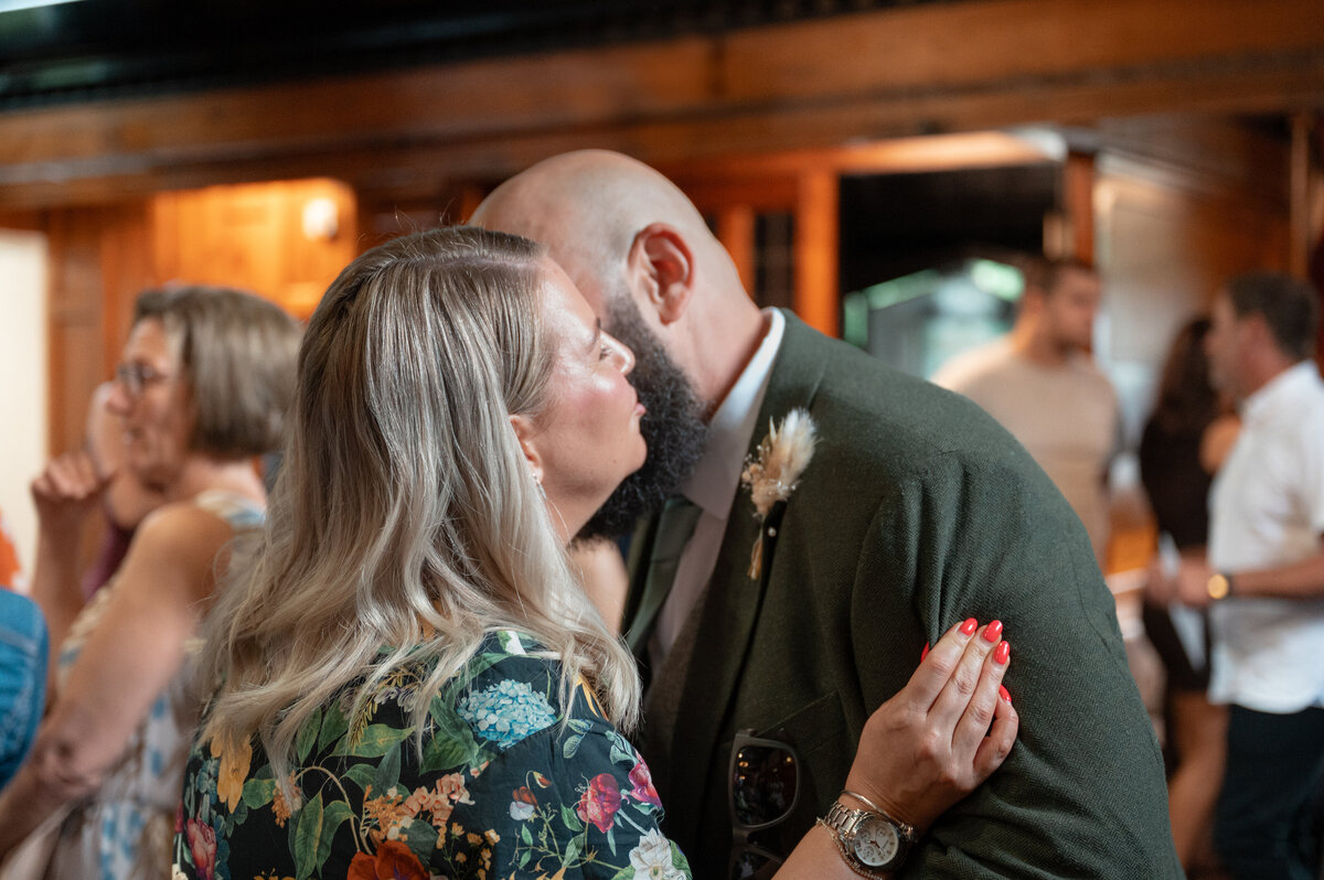 Guest candid reactions before wedding ceremony - candid captures - manchester wedding 