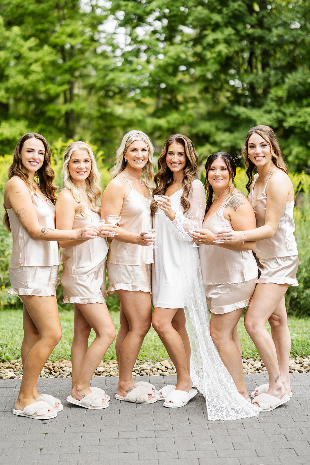 Best Cleveland Luxury Wedding Photographer LIndsey Ramdin LAR Weddings Pittsburgh Wedding Photographer Ohio Romantic Weddings139