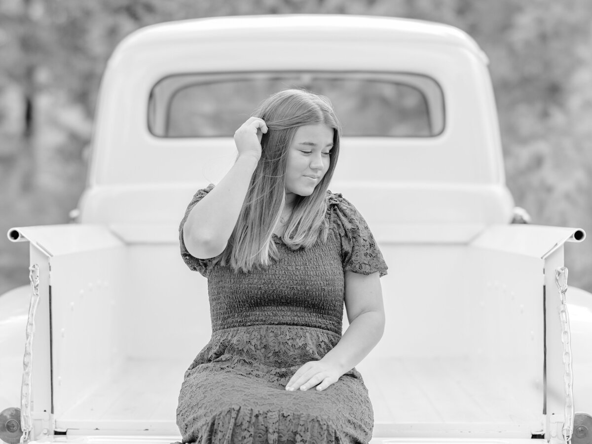 senior-girl-hair-vintage-truck-erie-county-senior-pictures