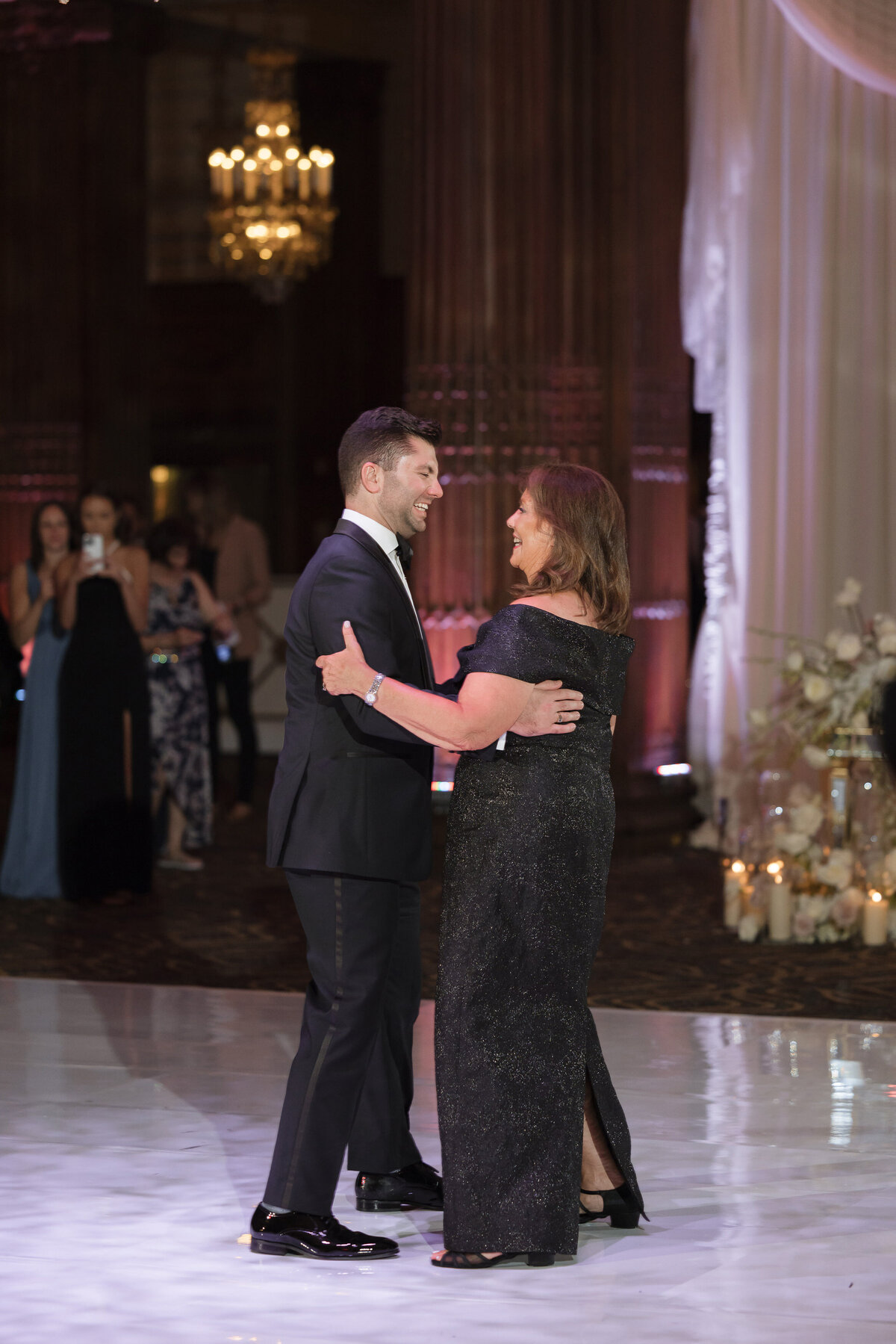 crystal-tea-room-wedding-philadelphia-88