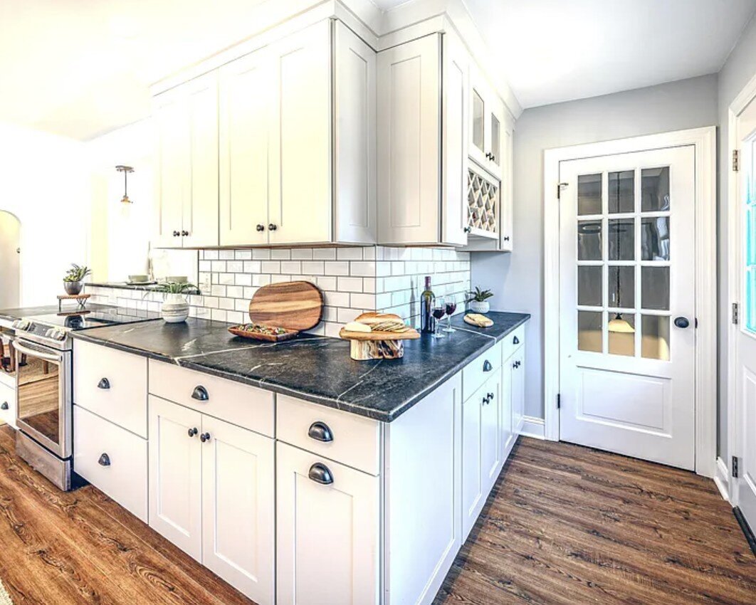 Kelly DeTommaso Occupied Home Staging Ambler PA Kitchen 5