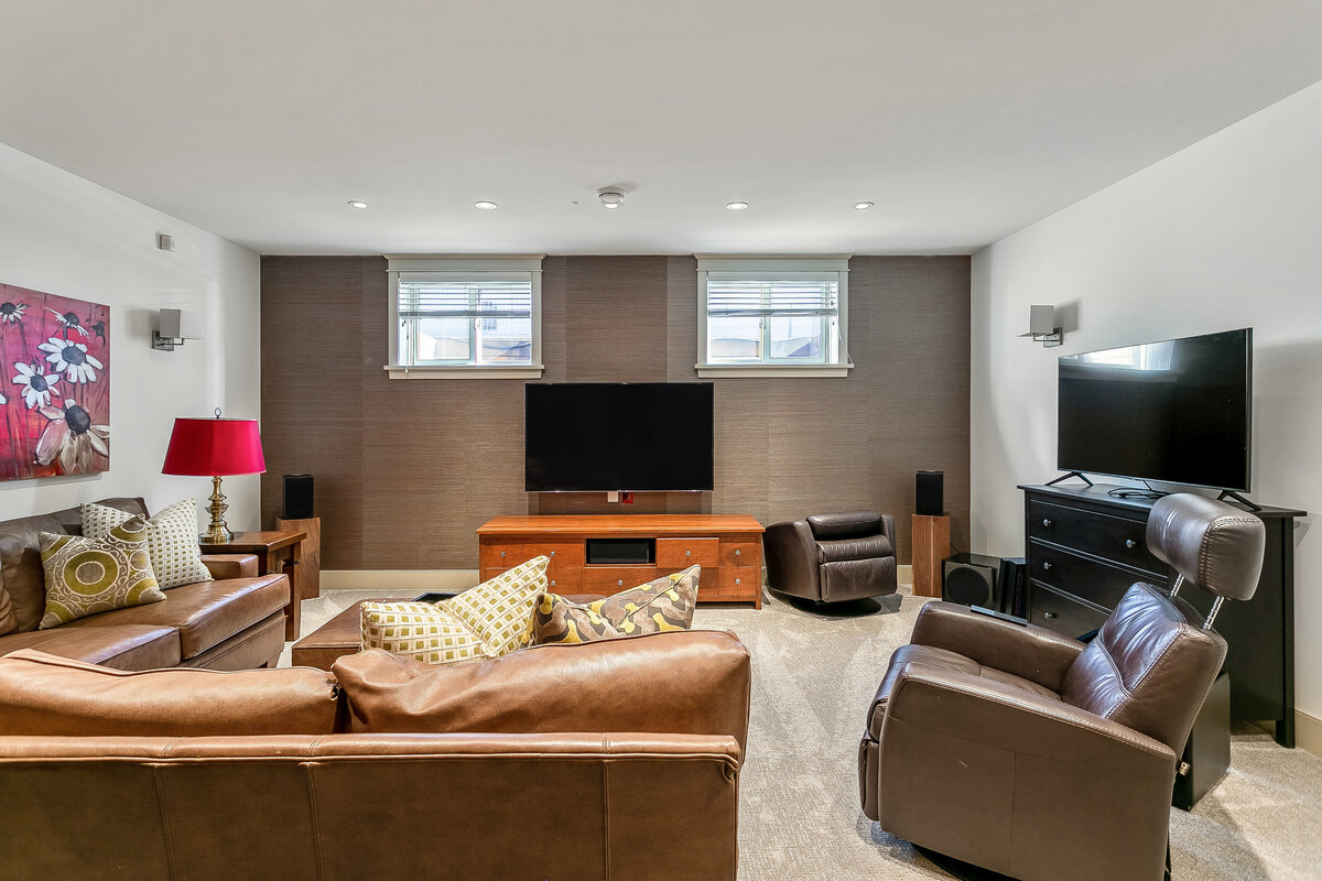 4719 CHARLES DR-4841-HDR