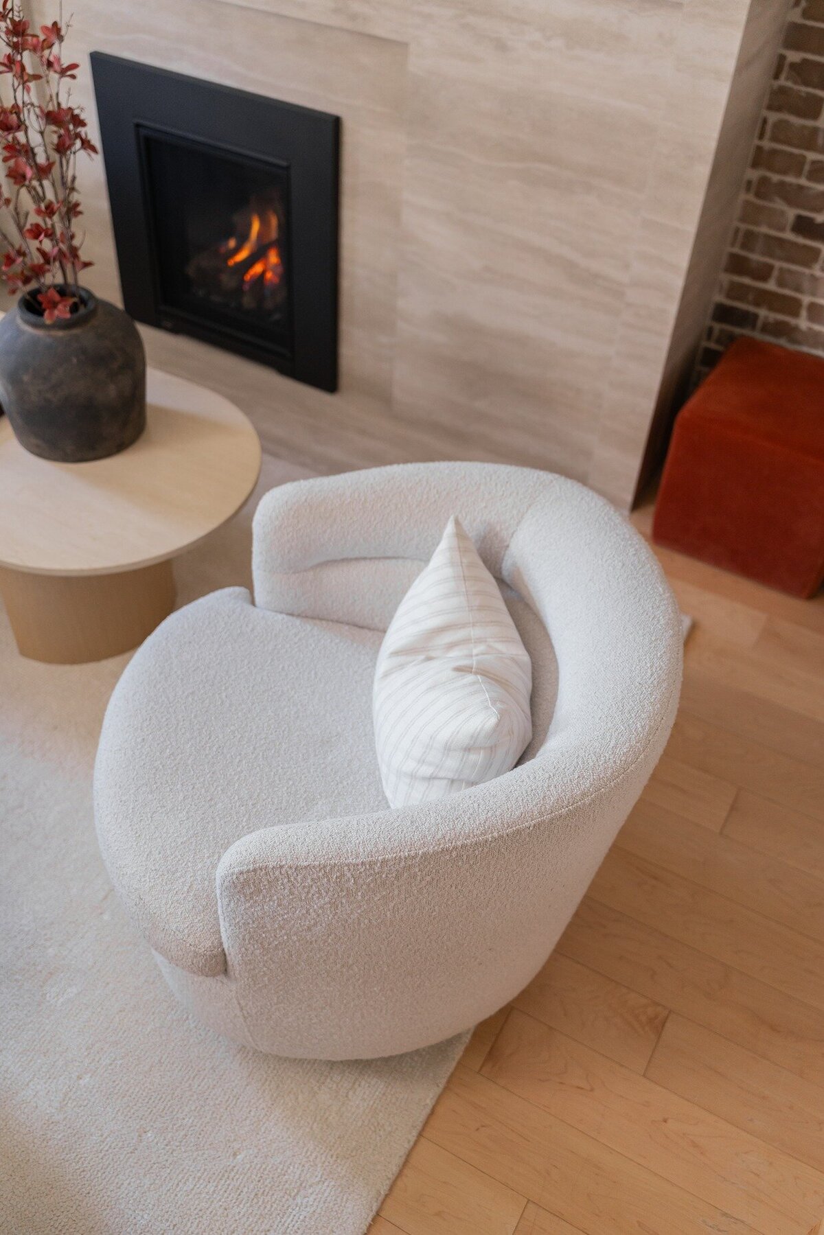 white-swivel-chair-living-room