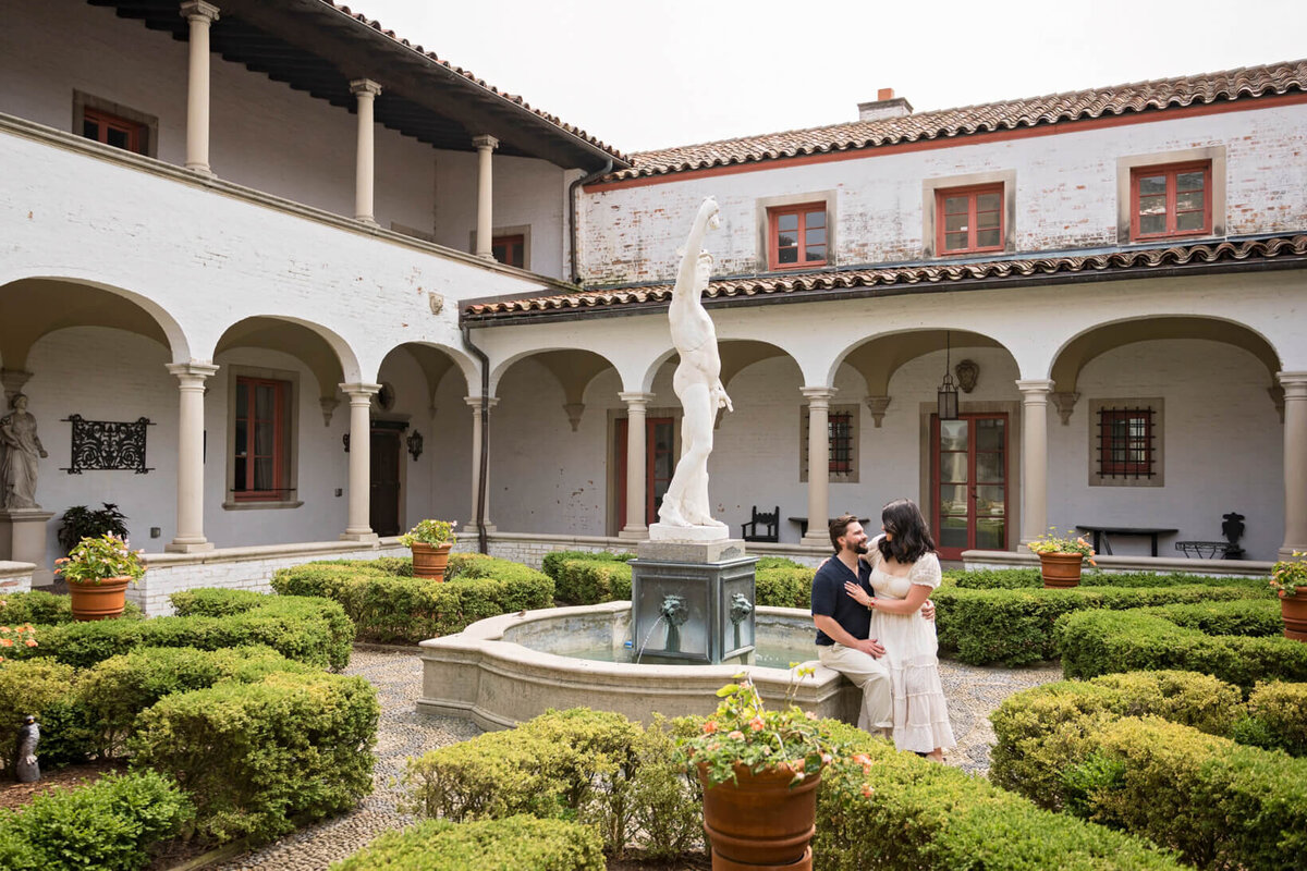 Villa-Terrace-Decorative-Arts-Museum-00003