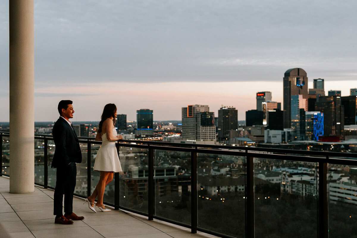 hotel swexan creative editorial engagement photos downtown dallas-43-kaitlin-jeancarlo