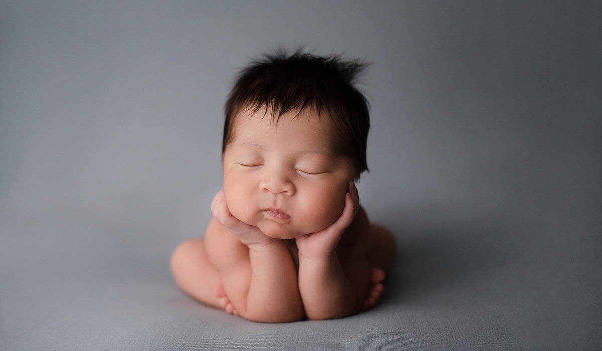 Vaughan-Ontario-Newborn-Photographer