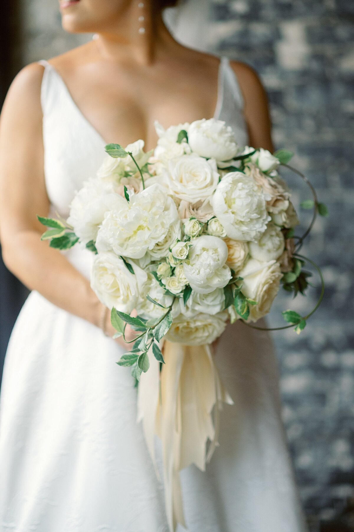 Oxford-Exchange-Tampa-Florida-Wedding_0010