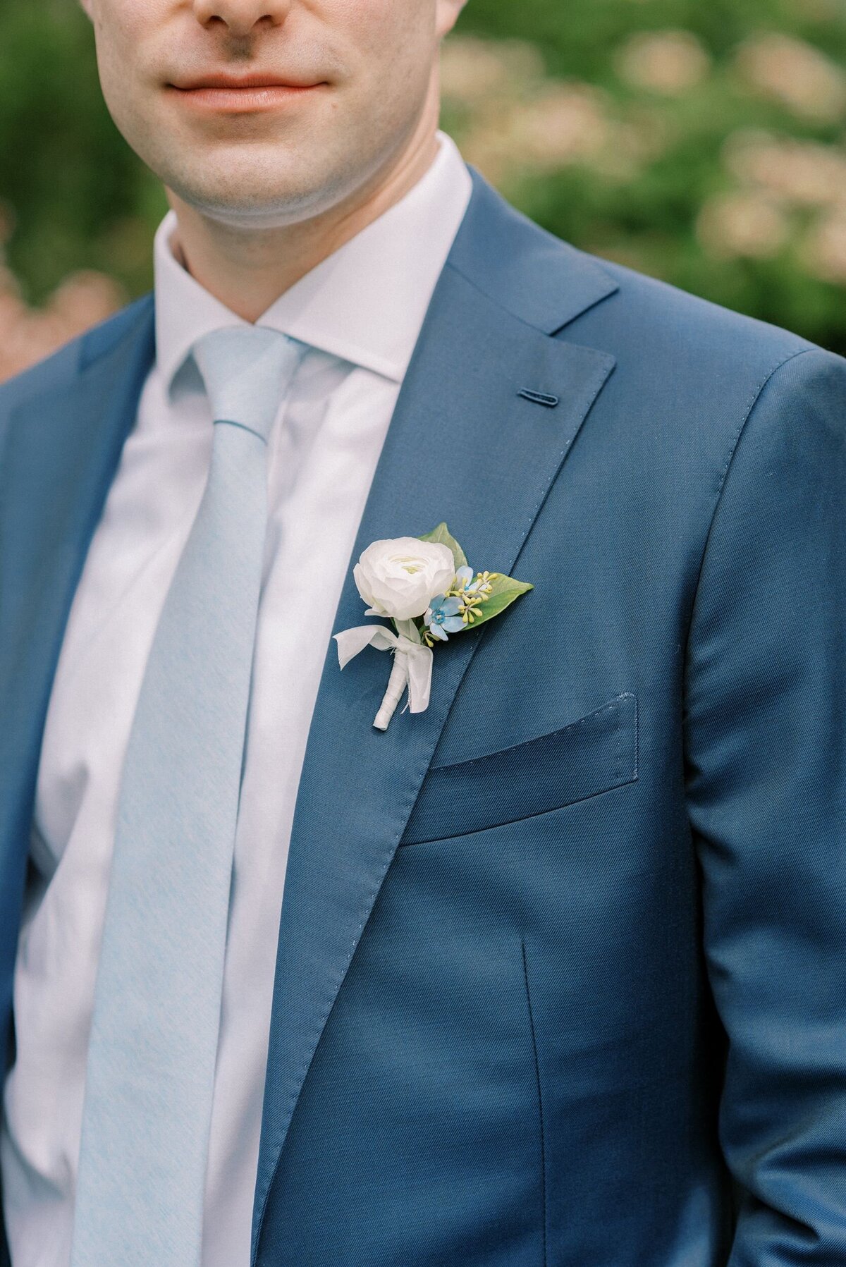 Caitlin-Chris-Blithewold-Mansion-Wedding-10