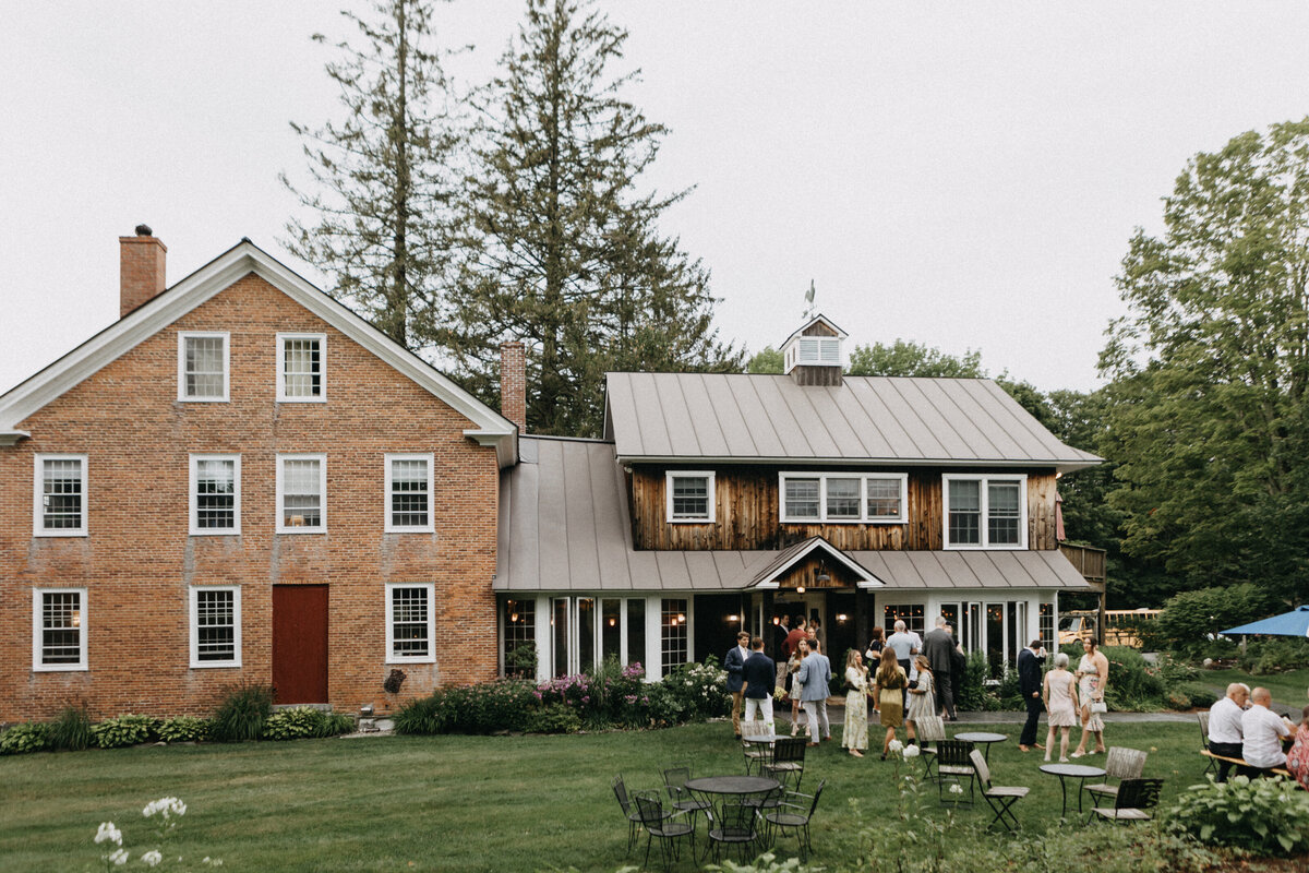 Woodstock-Inn-Welcome-Dinner-sarah-brehant-events