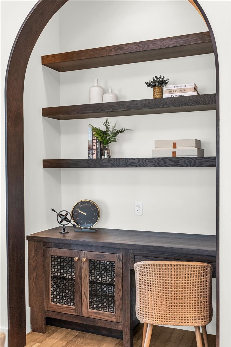 Red Cliffs Temple Lane Living Space 4