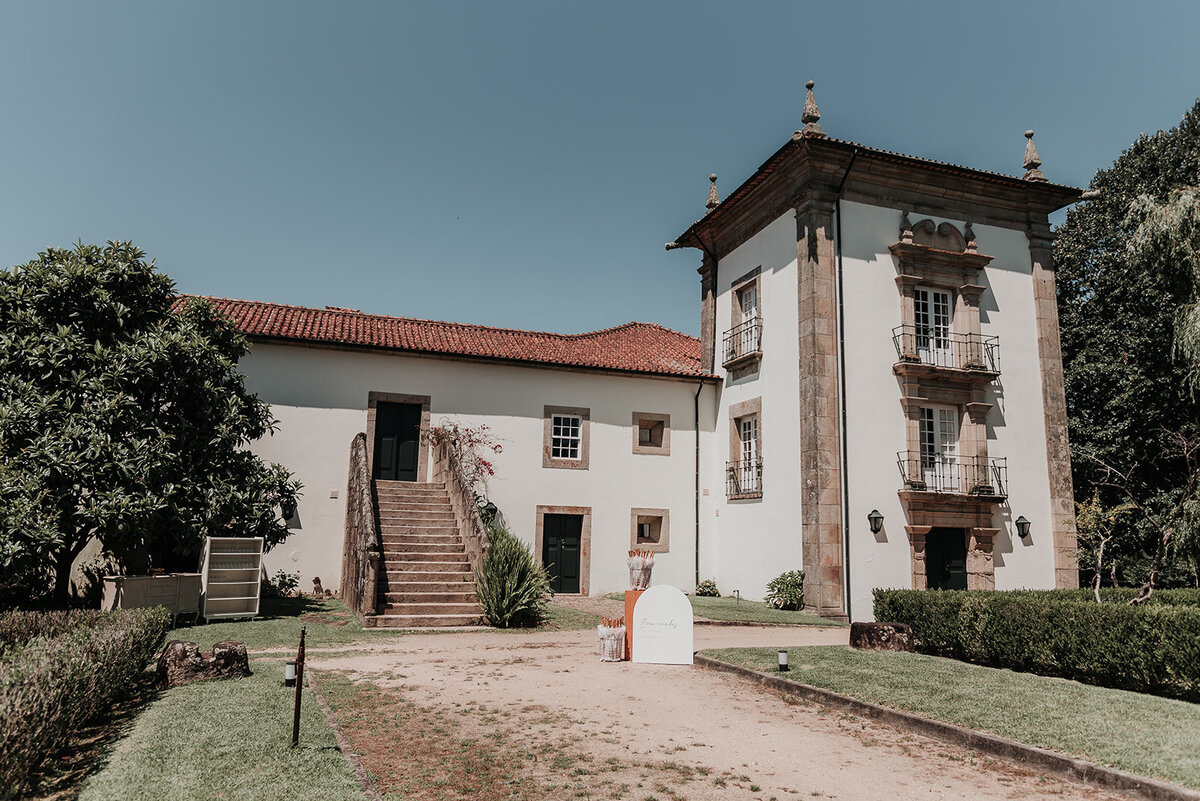Landscape of beautiful Casa Grande de Fontao wedding venue in Portugal
