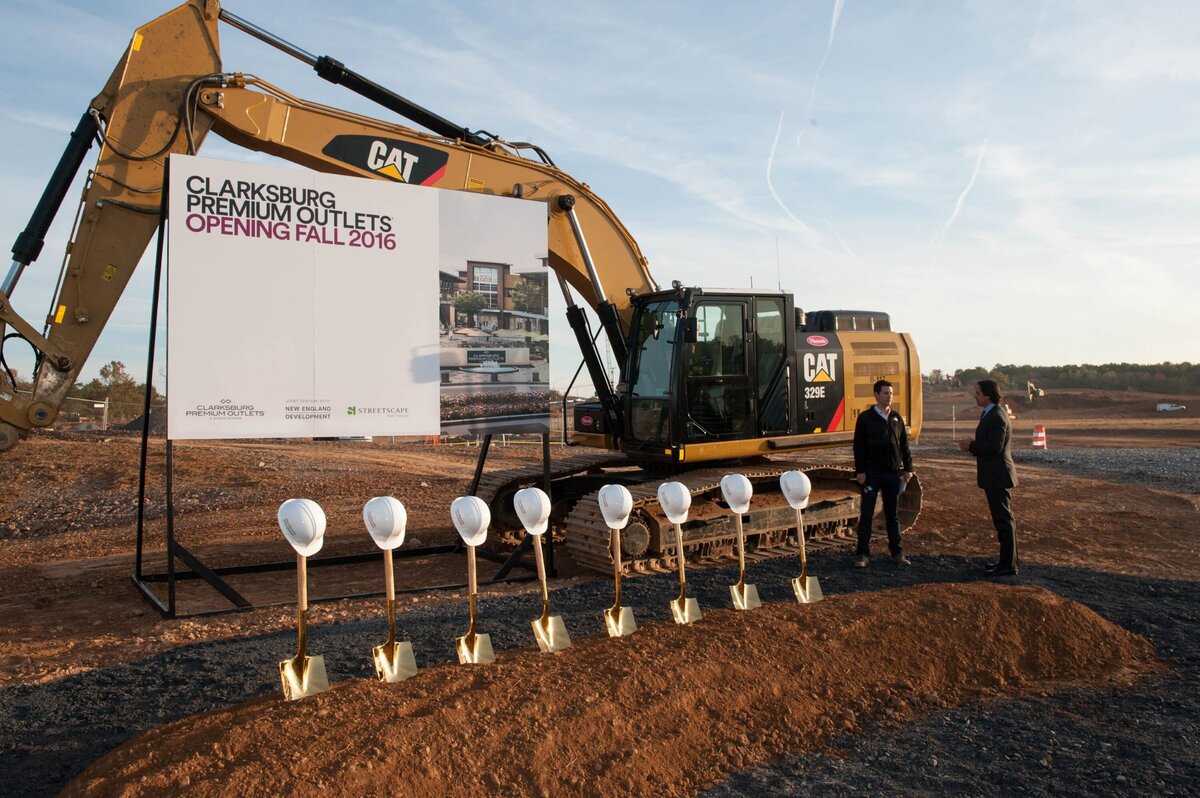 Event-Planning-DC-Groundbreaking-Shovels-Montgomery-County-MD-Clarksburg-Premium-Outlets.