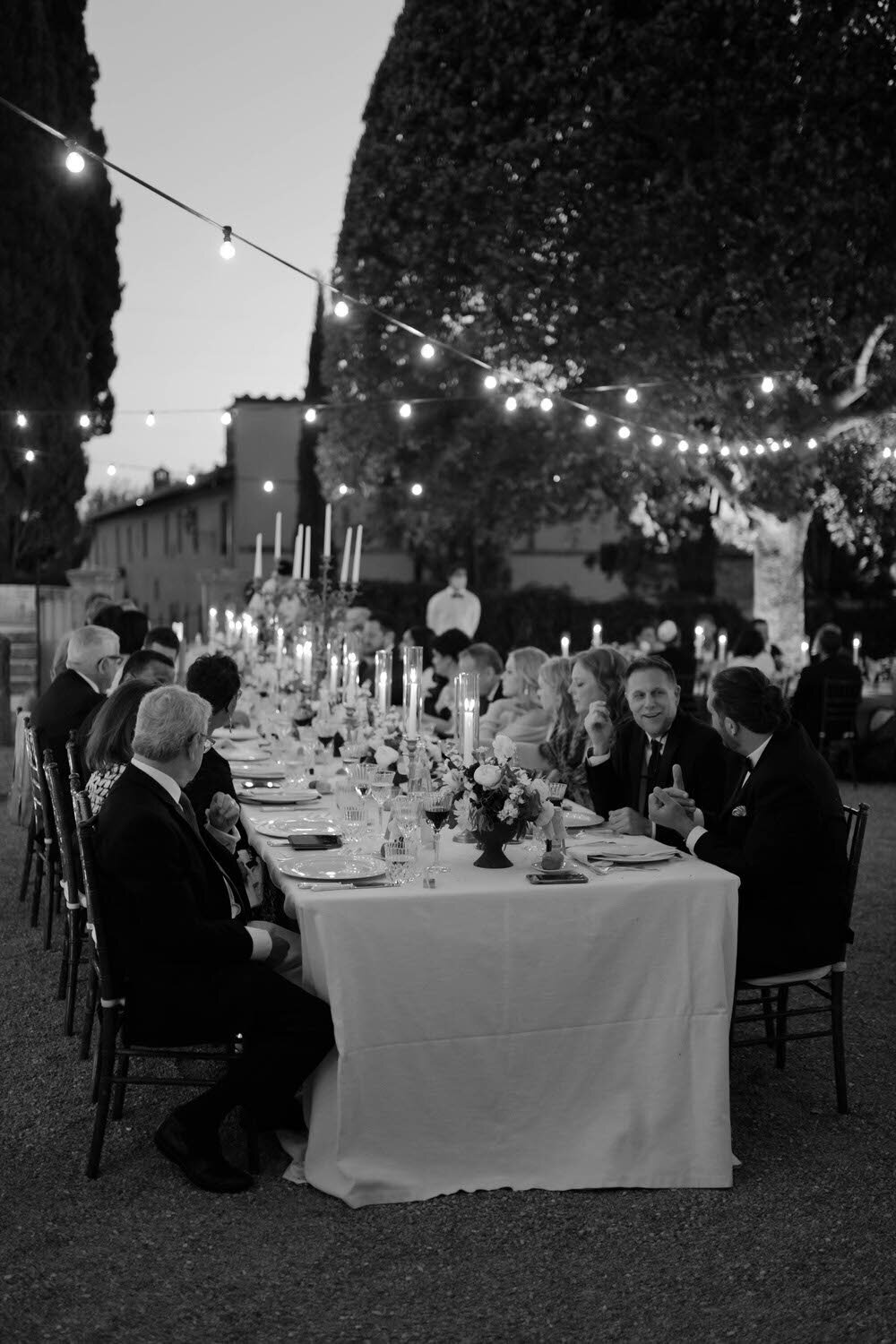 Flora_And_Grace_La_Foce_Tuscany_Editorial_Wedding_Photographer-822