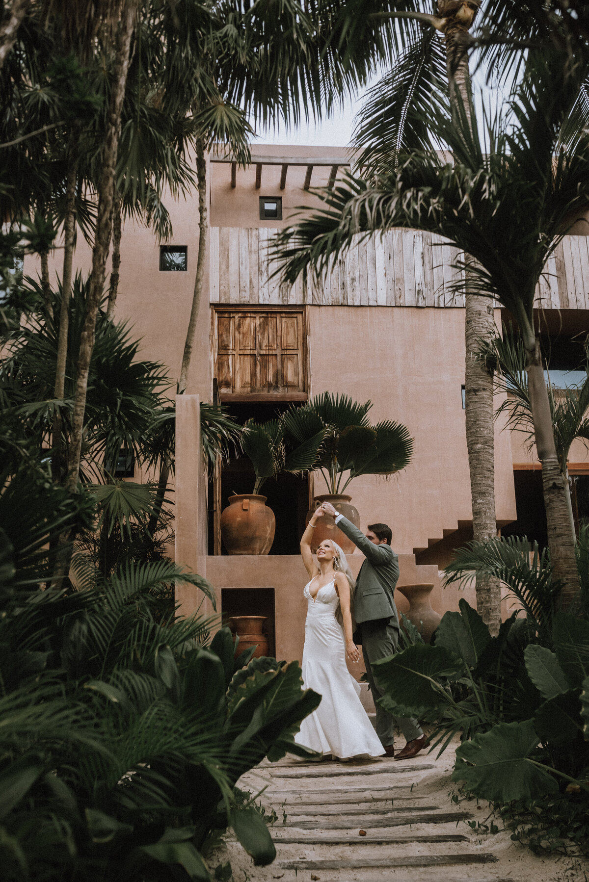 Ambar + Alejandro with Tulum Wedding Photos-02-1071