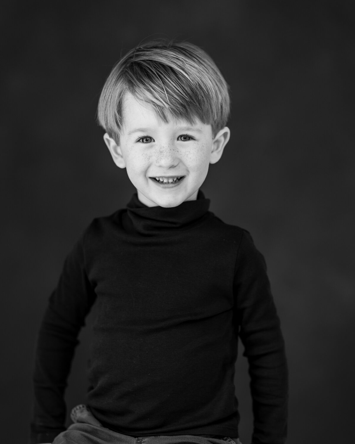 black-and-white-childrens-portraits-xan-heller-2745