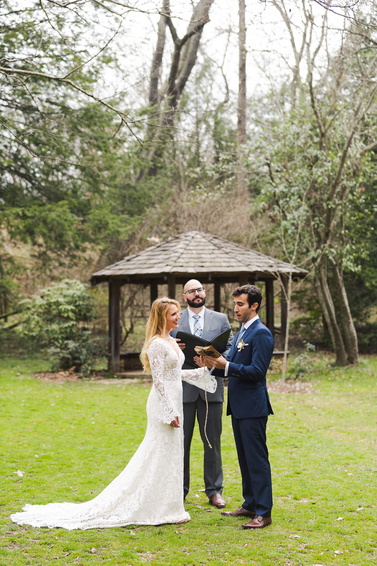Botanical-Gardens-NC-Elopement-16