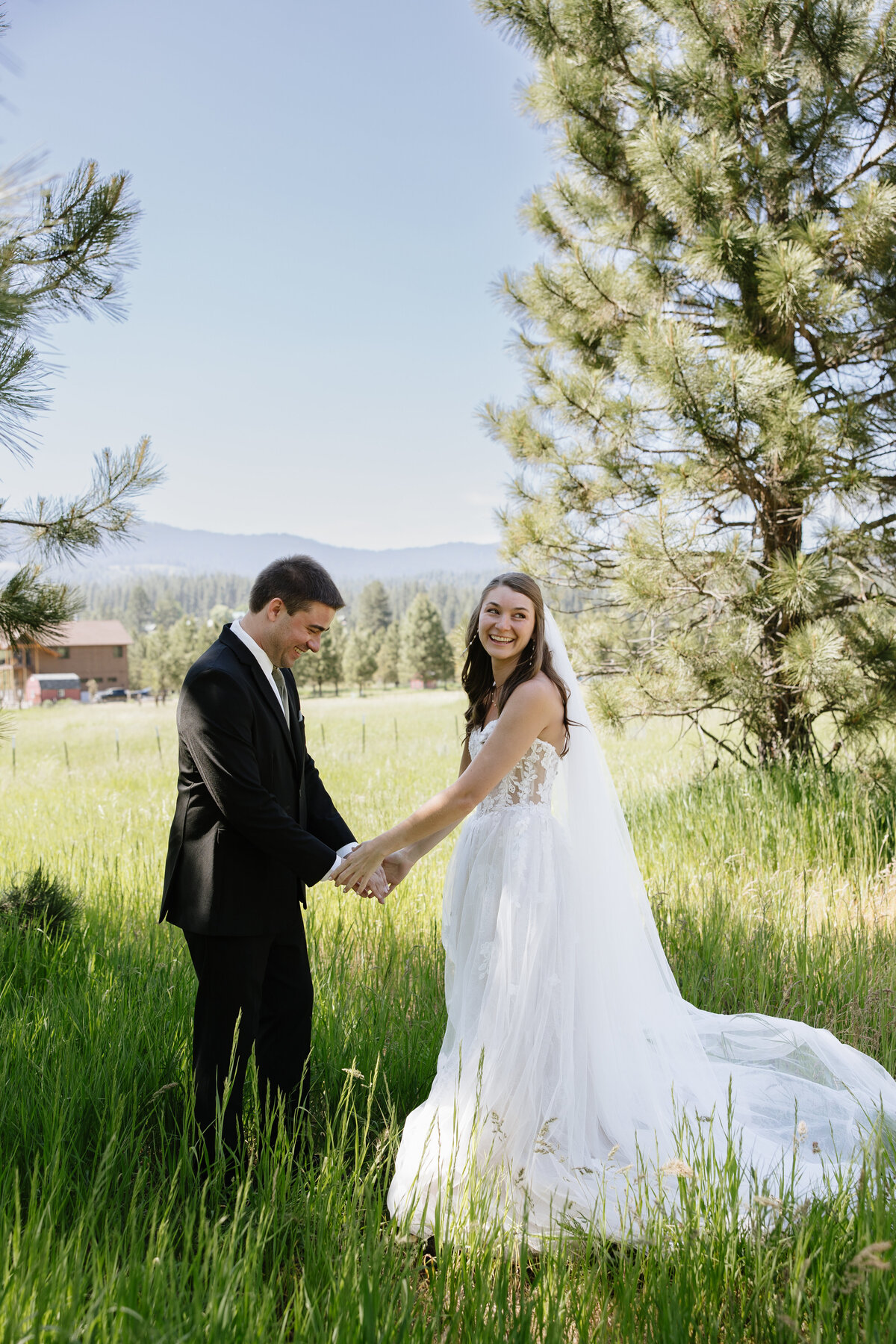 jennifer-marcilliat-idaho-wedding-photographer---46