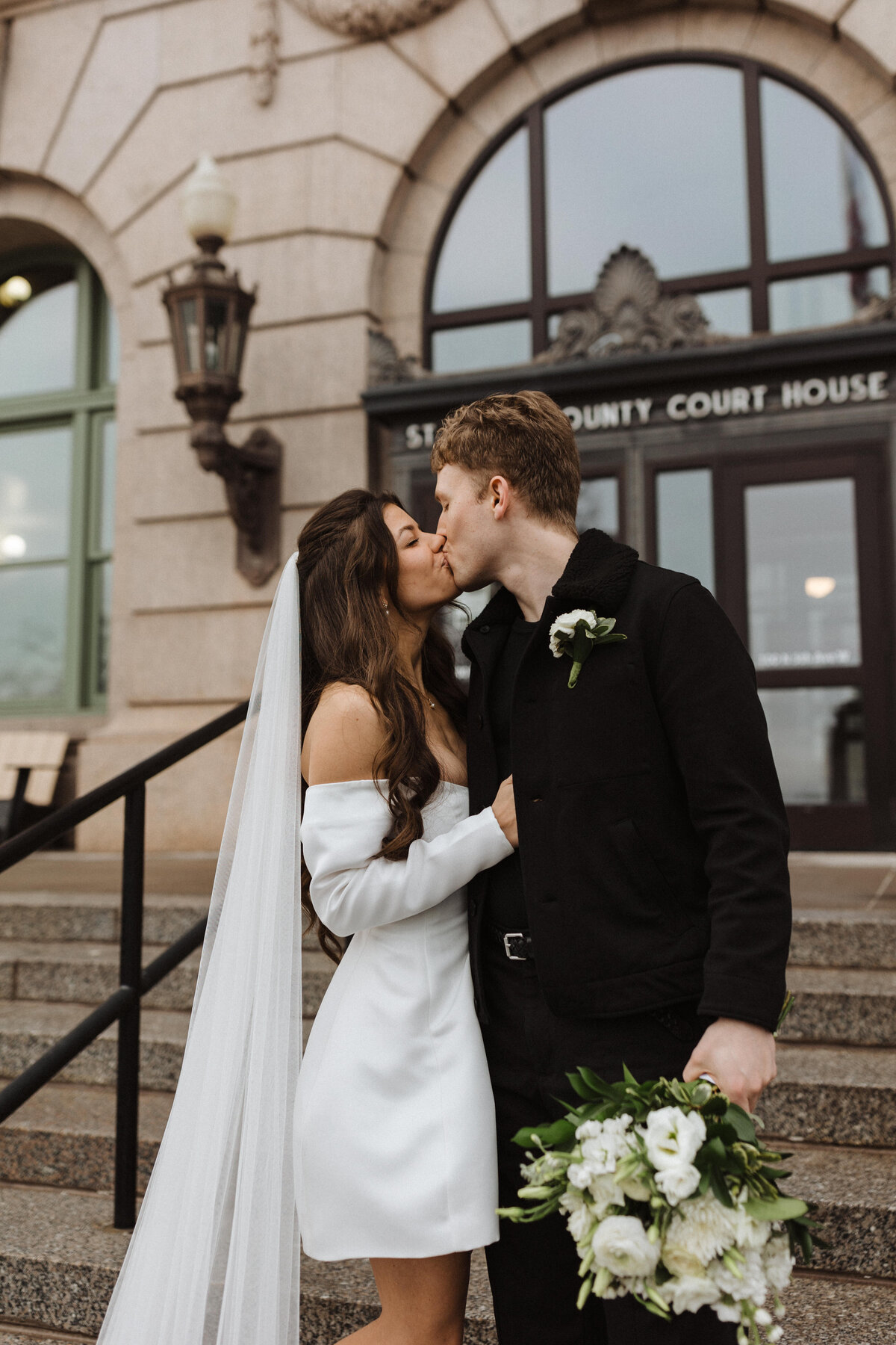 courthouse-elopement-30