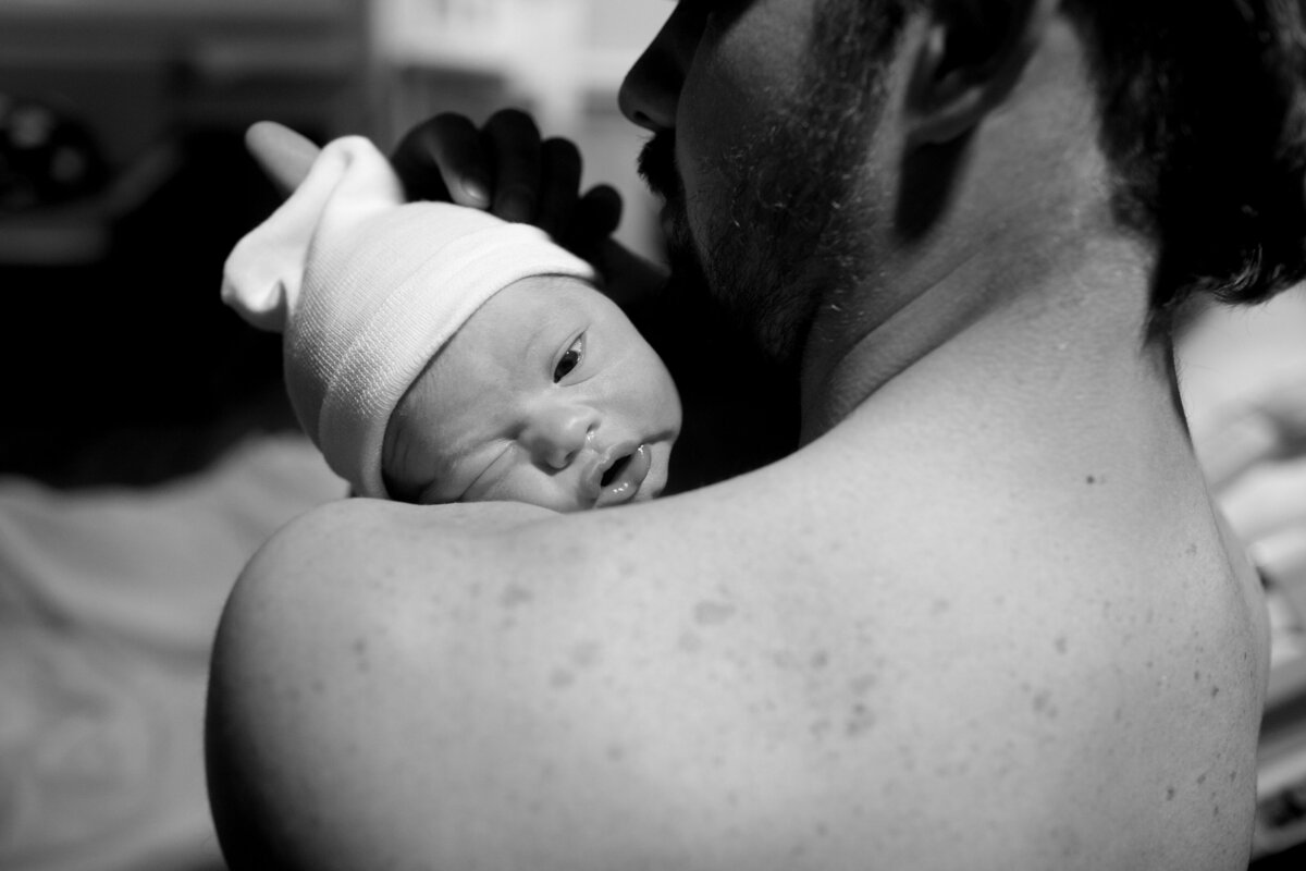 Fort-worth-birth-photographer-chunky-monkey-3