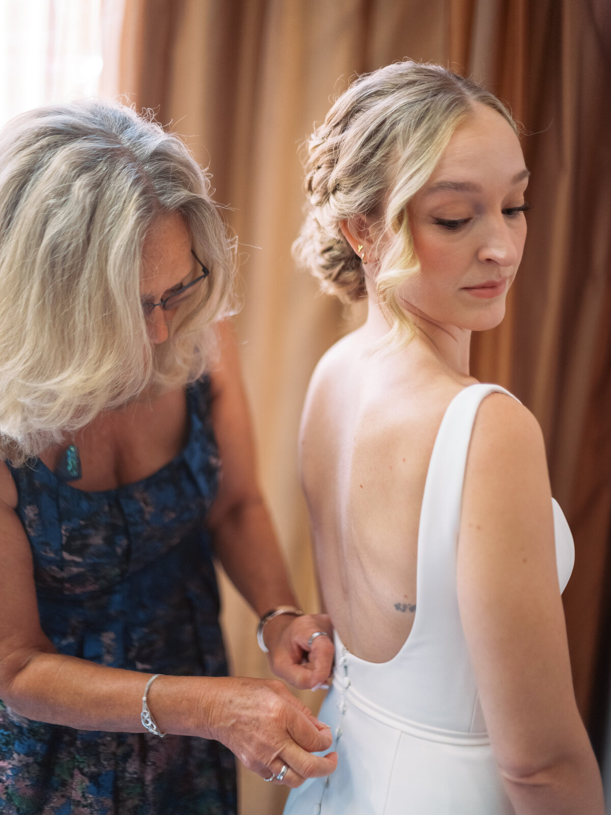 getting ready_064