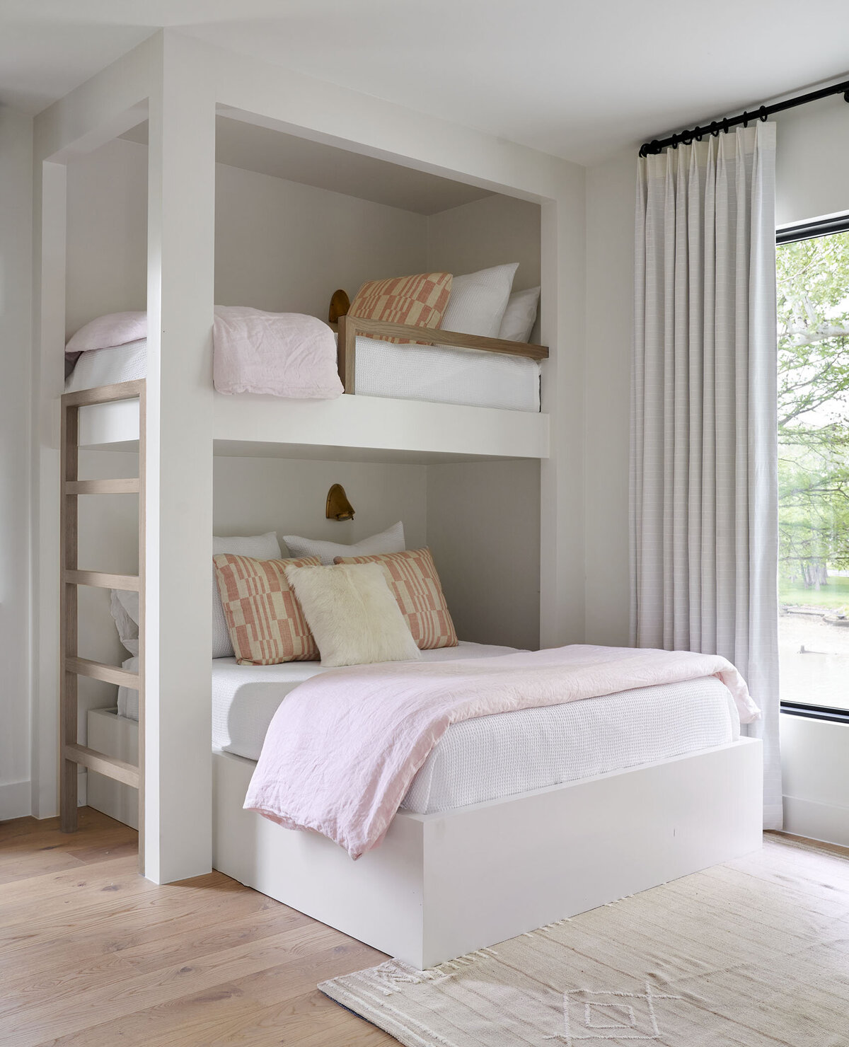 Layne_Terminal_Girls_Bunk